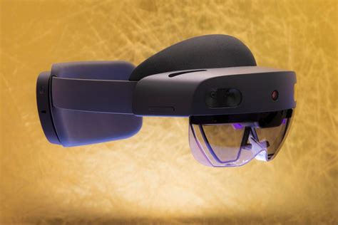 HoloLens 2 hands-on: This feels like practical magic - CNET