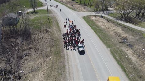 Sagkeeng First Nation Walks To Honour Mmiwg2s People Citynews Winnipeg