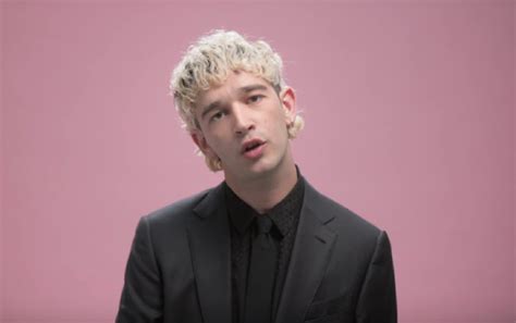 Malaysian Music Festival Orders The 1975 To Pay A 2 6 Million Fine Over Same Sex Kiss LGBT