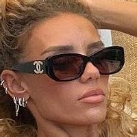 Velvetyalien Nude OnlyFans Leaks Fapopedia