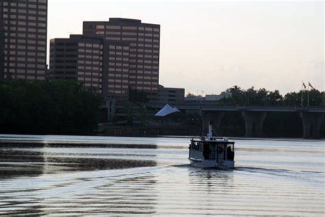 The Riverboat Cruise In Connecticut You Never Knew Existed River Boat