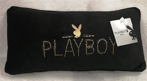 Playboy Nyuszi Párna Strasszkővel kirakva Fekete Díszpárna Arany