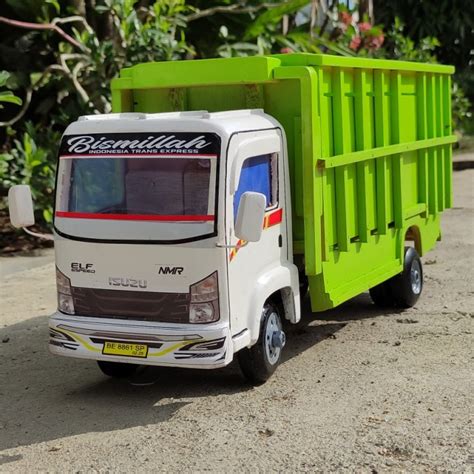 Jual Miniatur Mobil Mainan Truk Oleng Kayu Truck Isuzu Canter Besar