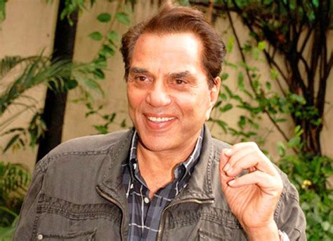 Dharmendra to turn his poems into a music video : Bollywood News ...