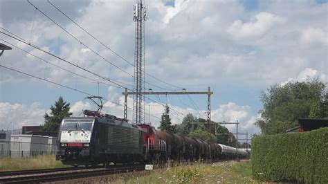 Doorkomst Van De Dbc Dbc Met Een Keteltrein Langs