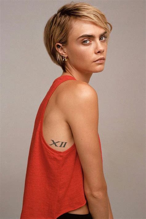 Top Cara Delevigne Bikini