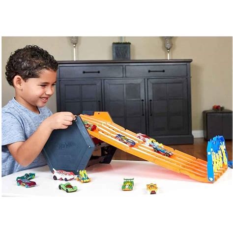 Hot Wheels Roll Out Raceway Track Set
