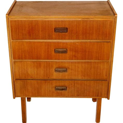 Commode Vintage En Teck Su De