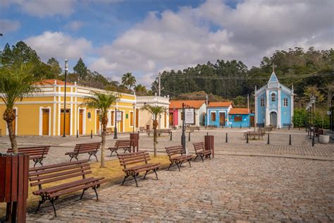 Festa Junina De Guararema Leva Gastronomia E M Sica T Pica Vila De