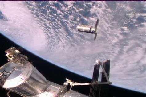 Il Cargo Cygnus Agganciato Alla Stazione Spaziale Spazio E Astronomia