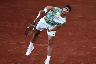 Roland Garros: Carlos Alcaraz arranca con sólido triunfo ante Flavio ...