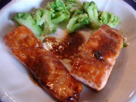 Lachsfilet Mit Brokkoli Rezept Mit Bild Kochbar De