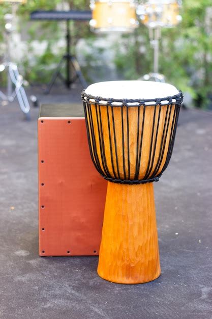 Instrumentos De Percussão Tambor Djembe Esculpido à Mão Africano E