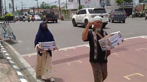 Galang Donasi Di Jalanan Kota Kediri Cara Umat Islam Peduli Korban