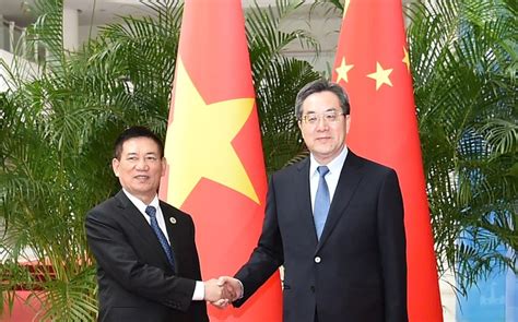 pho thu tuong ho duc phoc hoi dam voi pho thu tuong trung quoc dinh