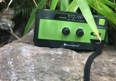 Get Prepped Runningsnail Emergency Crank Radio Explorersweb