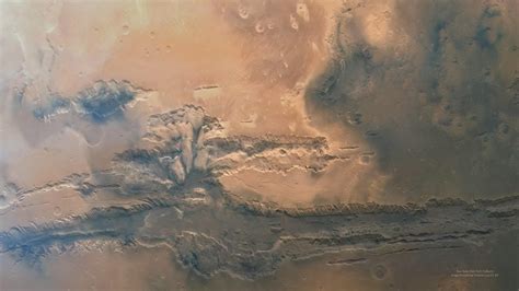 Big 11 Megapixel Image Of Valles Marineris The Largest Canyon In The