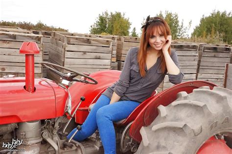 Ariel Rebel Apple Picking With Max ZB Porn