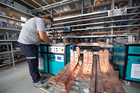 Panel Manufacturing and Assembly – Er-Tek