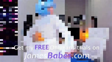 Super Hot Fairy Isis Teases Her Fans With Stripping Dance