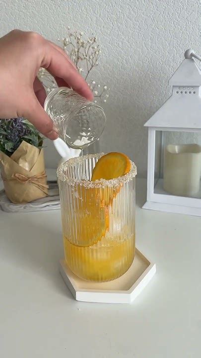 лимонад апельсин-банан💫 сок апельсина + сироп банановый +лед ...