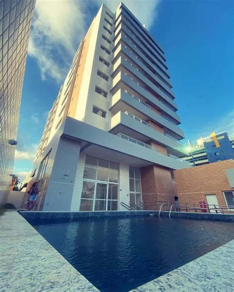 Apartamento na Avenida Octávio Mangabeira 11775 Piatã em Salvador