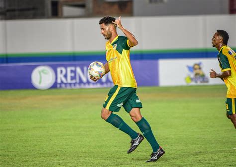 Binho Sai Do Banco Faz Tr S Gols Pelo Monte Roraima E Pede M Sica Em