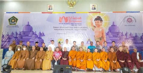 Pertama Di Ds Ribuan Umat Buddha Peringati Waisak Bersama Waspada