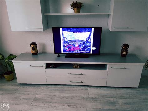 Komoda Za Tv Visoki Sjaj Bijela Komode Olx Ba