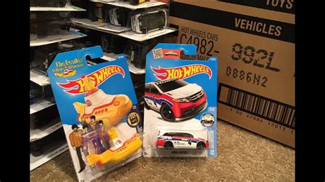 Lamley Unboxing Opening A Hot Wheels International L Case YouTube