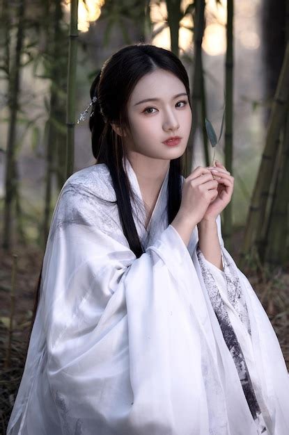 Premium Photo Chinese Hanfu Sexy Beauty Girlswoman