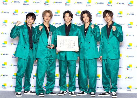 キンプリ、オリコン年間ランキングで初の年間シングル1位 岸優太「大切にしてもらえるような作品に」 スポーツ報知