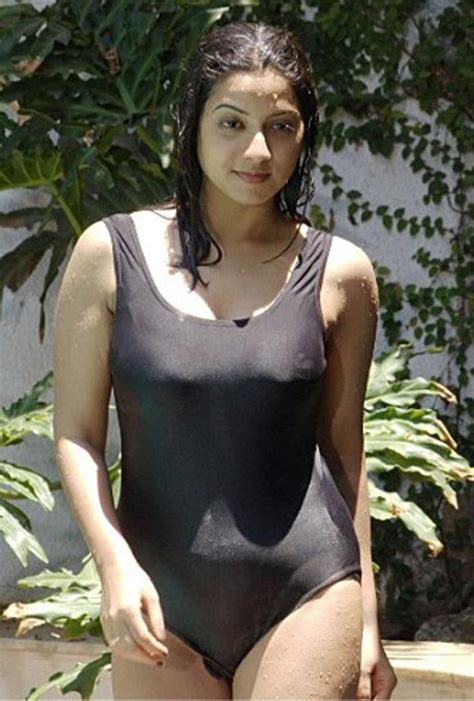 Keerthi Chawla Actress Hot Stills Where Celebrity Are Exposed