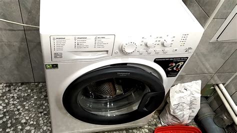 Стиральная машина Hotpoint-Ariston VMSL 501 B - отзыв и обзор - YouTube