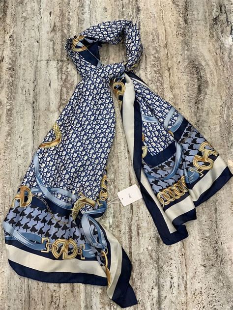 Pin By Waad Twist On Digital Fashion Outfits Scarf