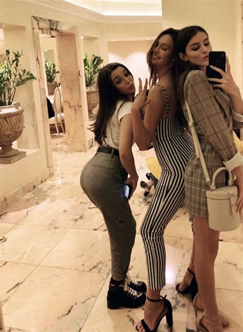 Pin by eshita on emma chamberlain | Emma chamberlain, Chamberlain, Emma