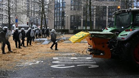 Massive Bauern Proteste in Brüssel