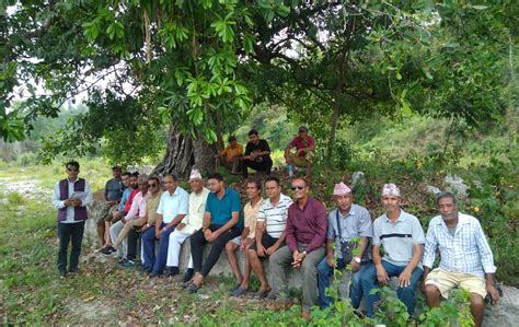 ‘मोक्ष धाम’ बनाउन जुट्दैँ तिरिङका स्थानीय (फोटो फिचर)