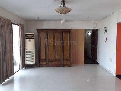 3 BHK Bedroom Apartment Flat For Rent In Bandra East Mumbai 1600