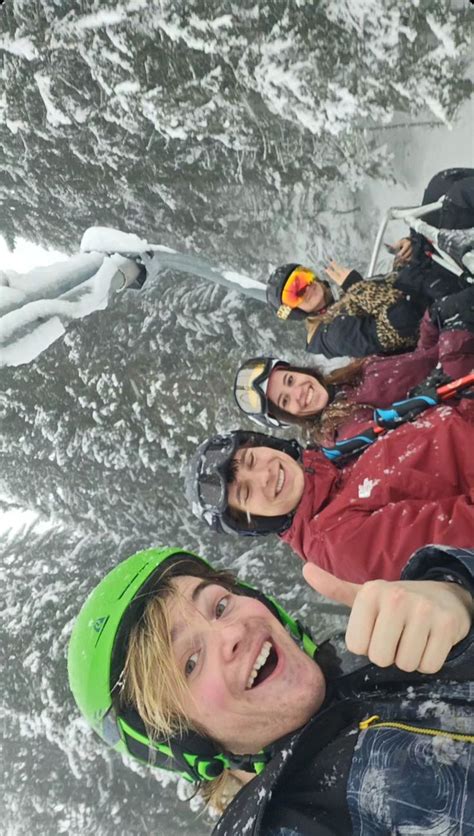 Pin By On Slimeccl Hot British Men Slimeboy Youtubers