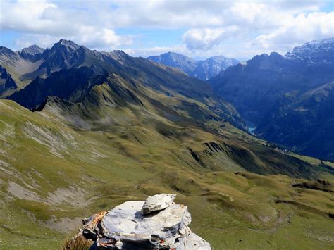 Blick Ins Calfeisental Und Zum Calanda Fotos Hikr Org