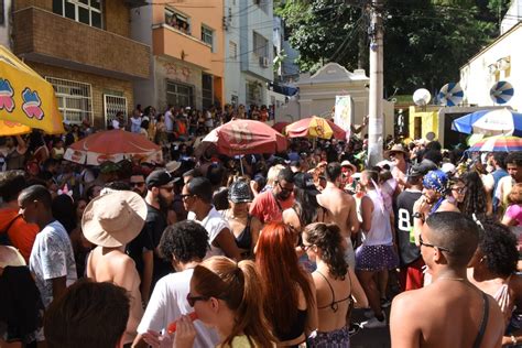 A Gazeta Maratona De Blocos Termina Mas Ainda Tem Folia Garantida