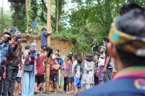 Sandiaga Uno Pengembangan Ekraf Harus Kedepankan Tradisi Dan Budaya Lokal