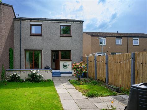 3 Bed End Terrace House For Sale In Creag Dhubh Terrace Inverness Iv3