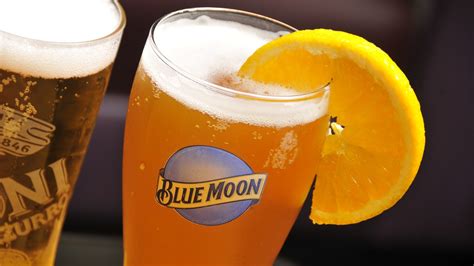 Bring An Orange To Your Local Bar And You May Score A Free Blue Moon