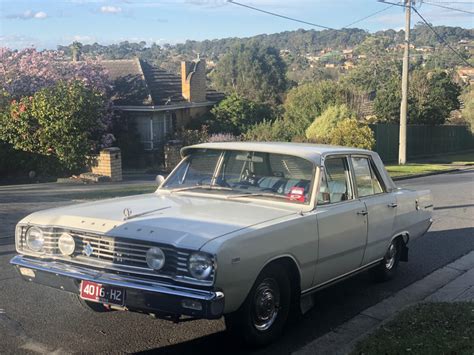 Ve Valiant Regal Melbourne Old School Cruisers