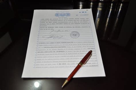 SELLO Y FIRMA DE ABOGADO Y NOTARIO DE EL SALVADOR AbogadosSV