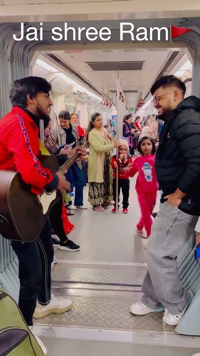 Ram Ji Ki Nikli Sawari 🙏🏻🚩in Delhi Metro Singing Delhimetro Metrosinging Jaishreeram Viral