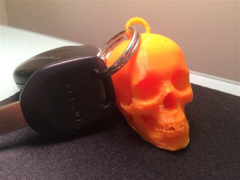 Free Stl File Skull Keychain 💀・3d Print Object To Download・cults