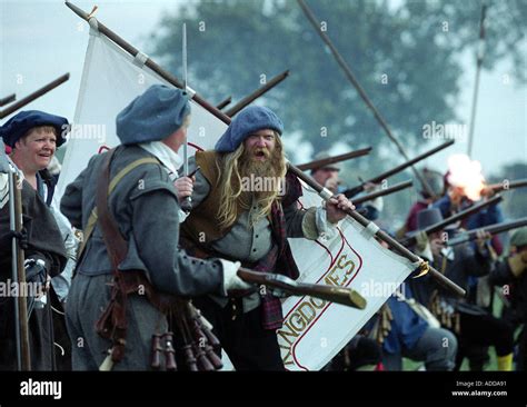 Battle of Worcester re enactment Worcestershire England Stock Photo - Alamy